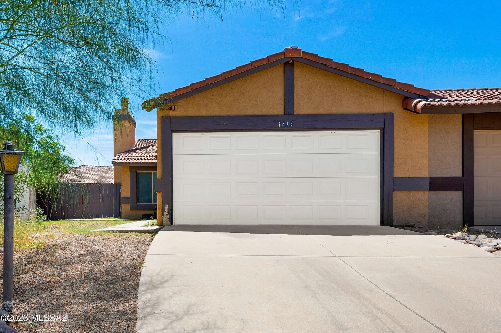Property Photo:  1745 W Linden Street  AZ 85745 