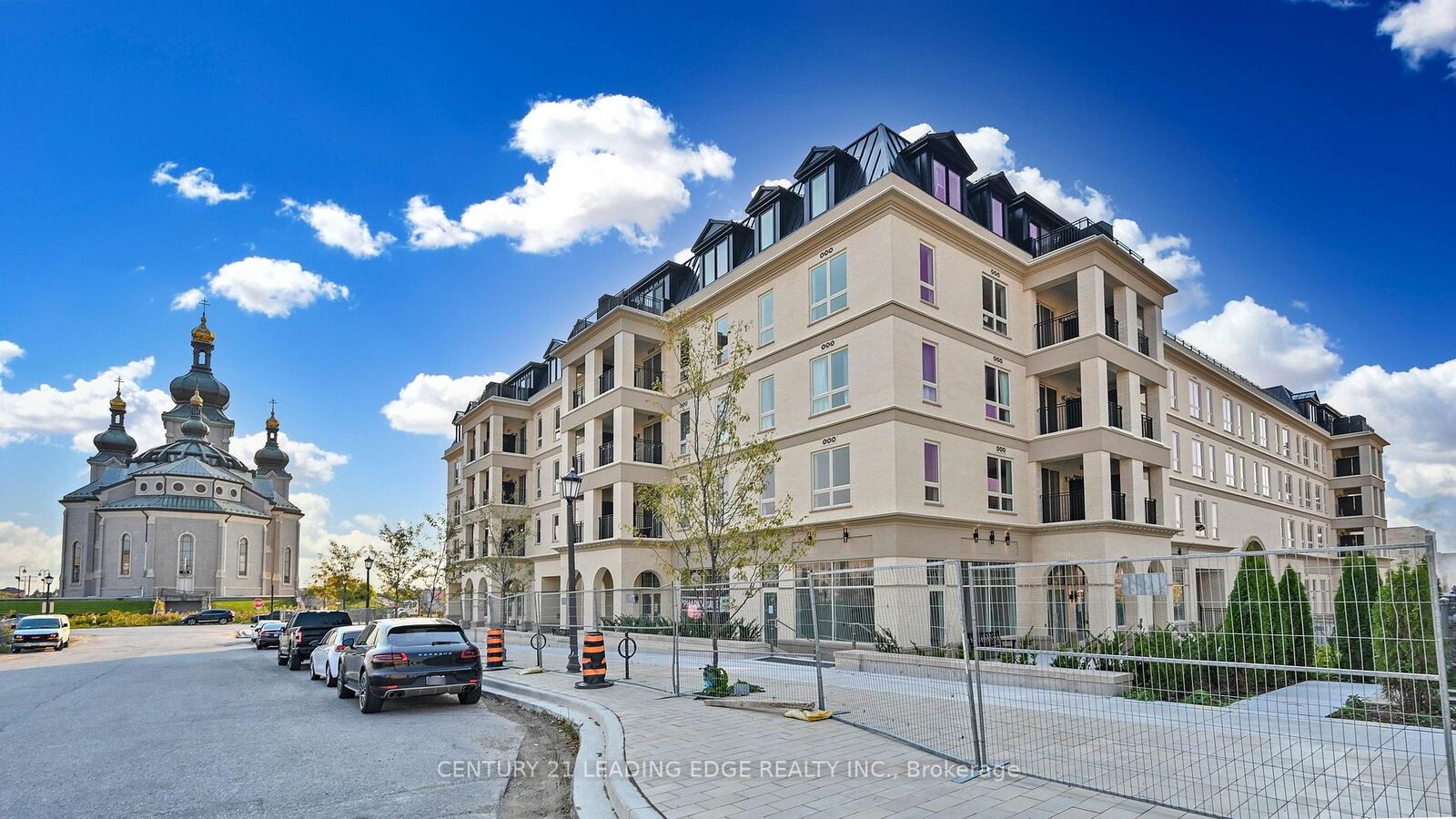 Property Photo: 101 Cathedral High Street 216 ON L6C 0P1