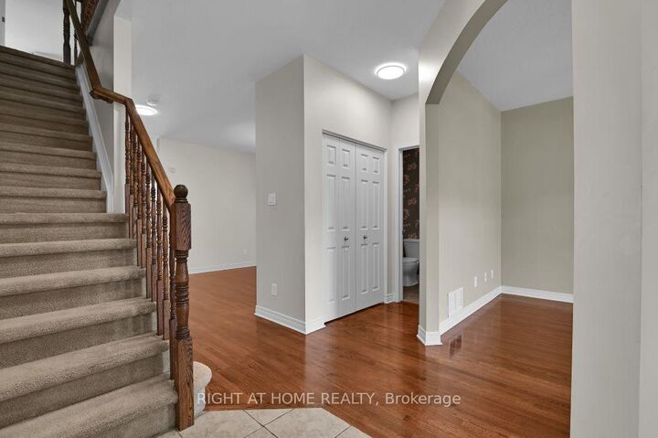 Property Photo:  196 Lamplighters Drive  ON K2J 0K9 