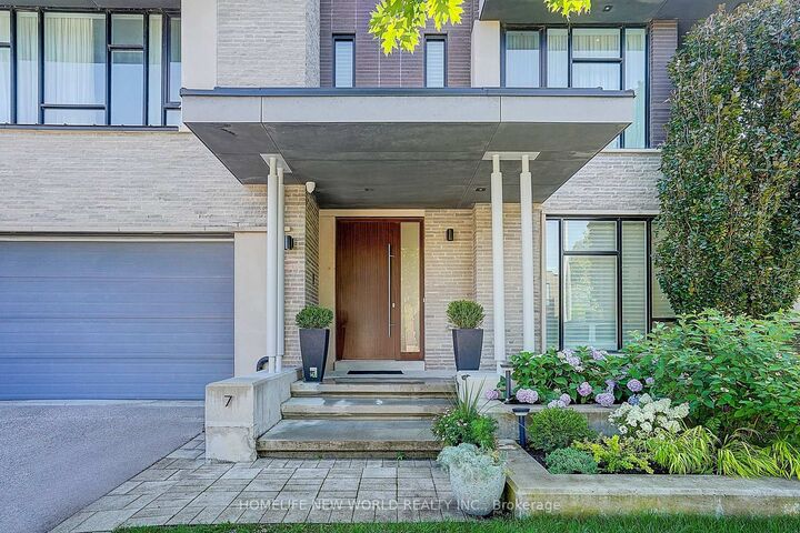 Property Photo:  7 Valliere Place W  ON M2K 0C9 