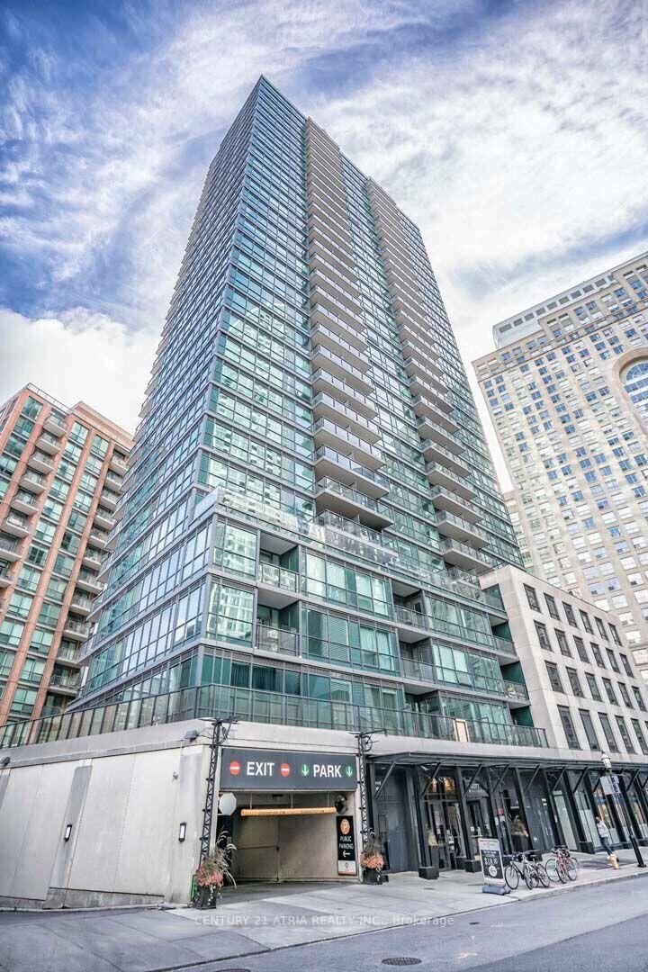 Photo de la propriété: 1 Scott Street 2809 ON M5E 1A1