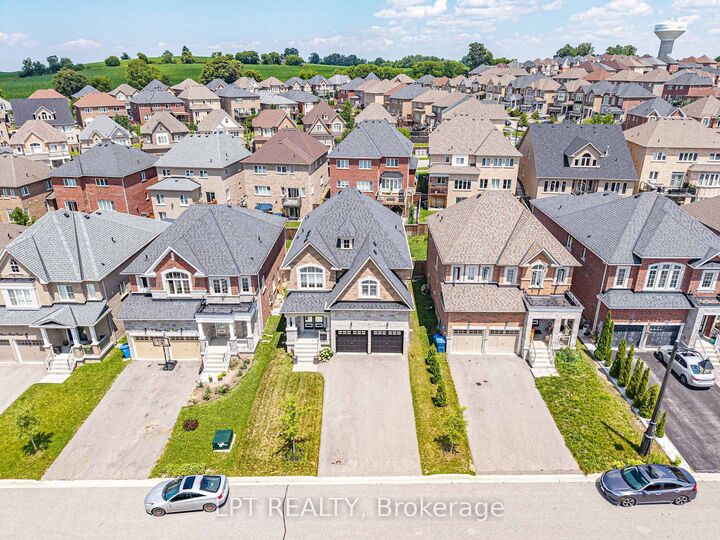 Property Photo:  20 Manor Forest Road  ON L0G 1M0 