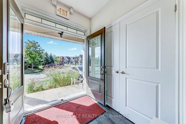 Property Photo:  171 Snowbridge Way 26  ON L9Y 0V1 