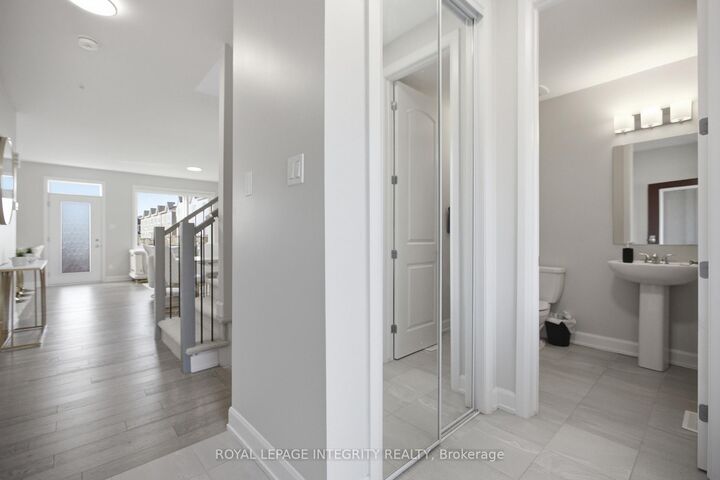 Property Photo: 651 Chillerton Drive ON K2J 6C6