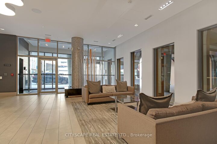 Photo de la propriété: 525 Adelaide Street W 908-T ON M5V 1T6