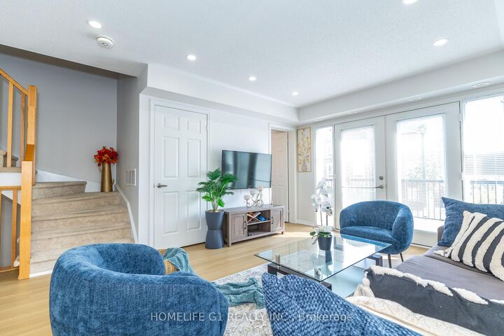 Property Photo: 250 Sunny Meadow Boulevard 45 ON L6R 3Y7
