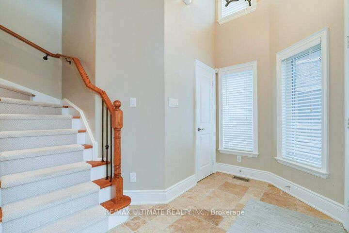 Property Photo: 5737 Lakeshore Road ON L4A 7X3