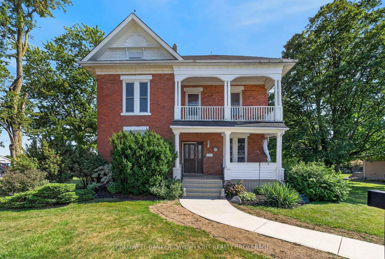 Property Photo:  117 Main Street E  ON N0M 1N0 