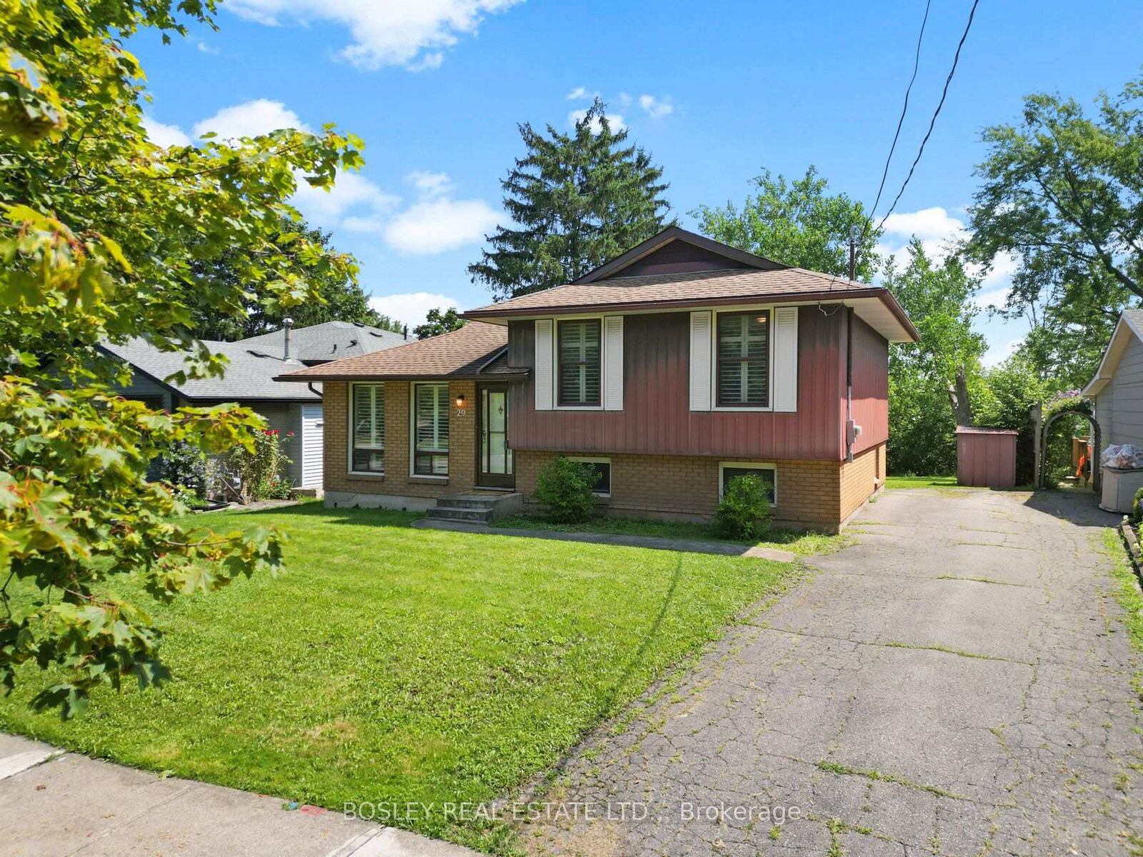 Property Photo: 29 Carriage Road ON L2P 1S6