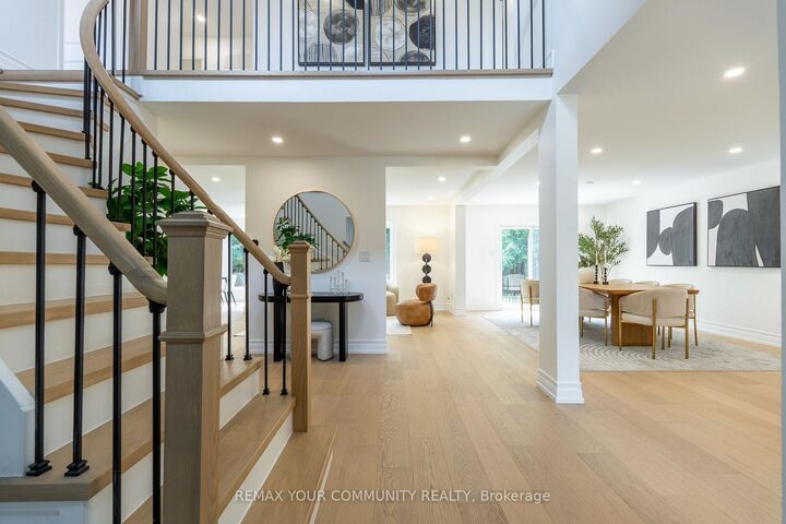 Property Photo:  27 Houseman Crescent  ON L4C 7S3 