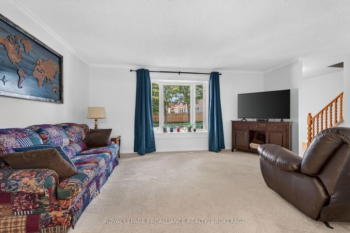 Property Photo:  900 Nottinghill Avenue  ON K7P 2B4 