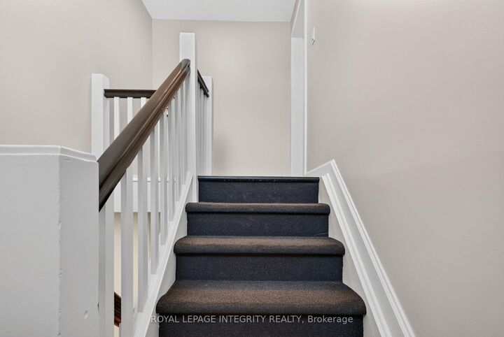 Property Photo: 228 Woodroffe Avenue ON K2A 3V4