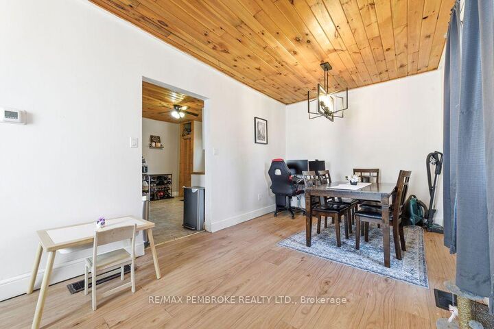 Property Photo: 503 Miller Street ON K8A 5Z7