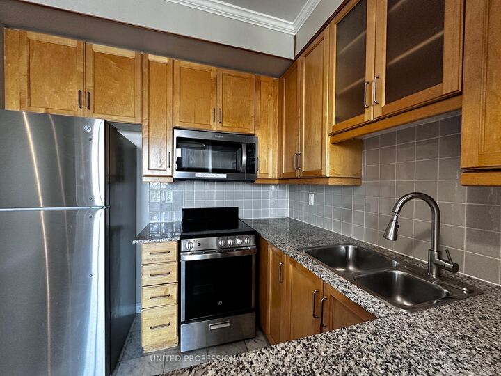Property Photo: 60 Byng Avenue 1812 ON M2N 4K3