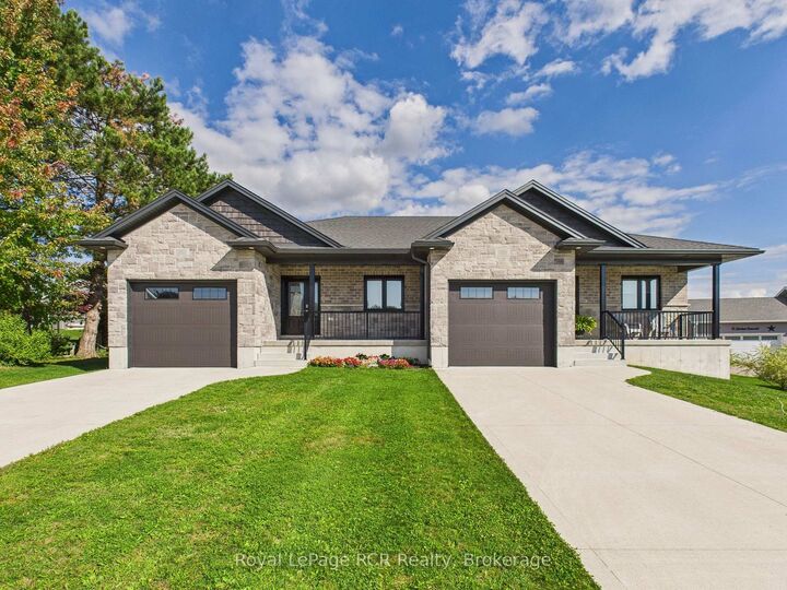 36 Jordan Crescent — photo 1