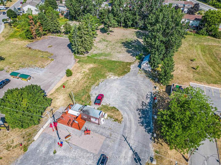 Property Photo:  31 Staye Court Drive  ON K7S 0E8 