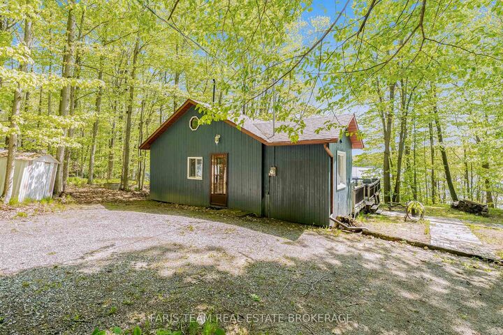 Property Photo:  112 Farlain Lake Road E  ON L9M 0B5 