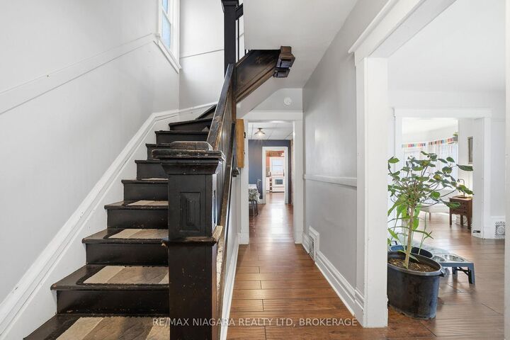 Property Photo:  4919 Huron Street  ON L2E 2J4 