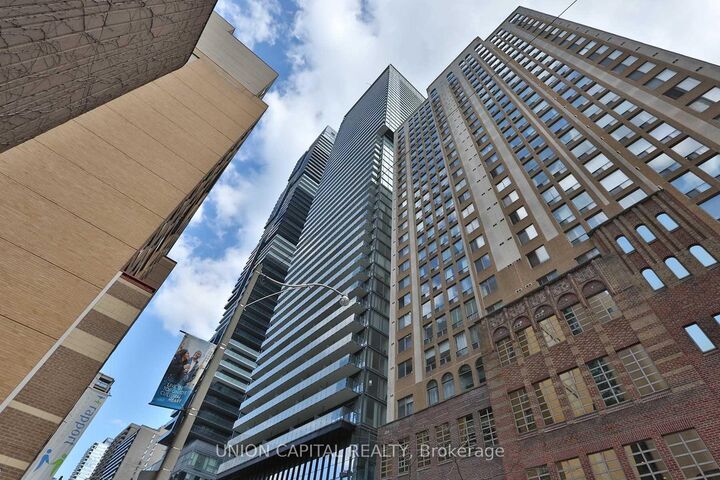 Property Photo: 15 Grenville Street 4402 ON M4Y 1A1