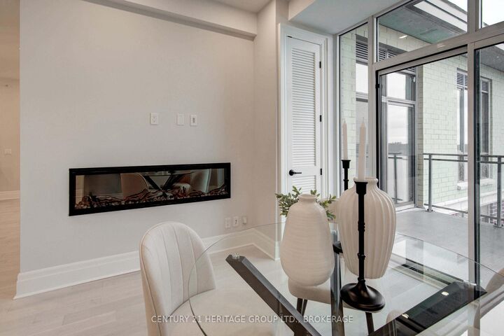 Property Photo: 129 South Street 607 ON K7G 1A1