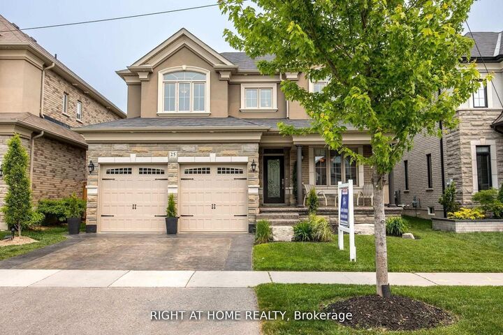 Property Photo: 25 Charterhouse Drive N ON L1R 3R8
