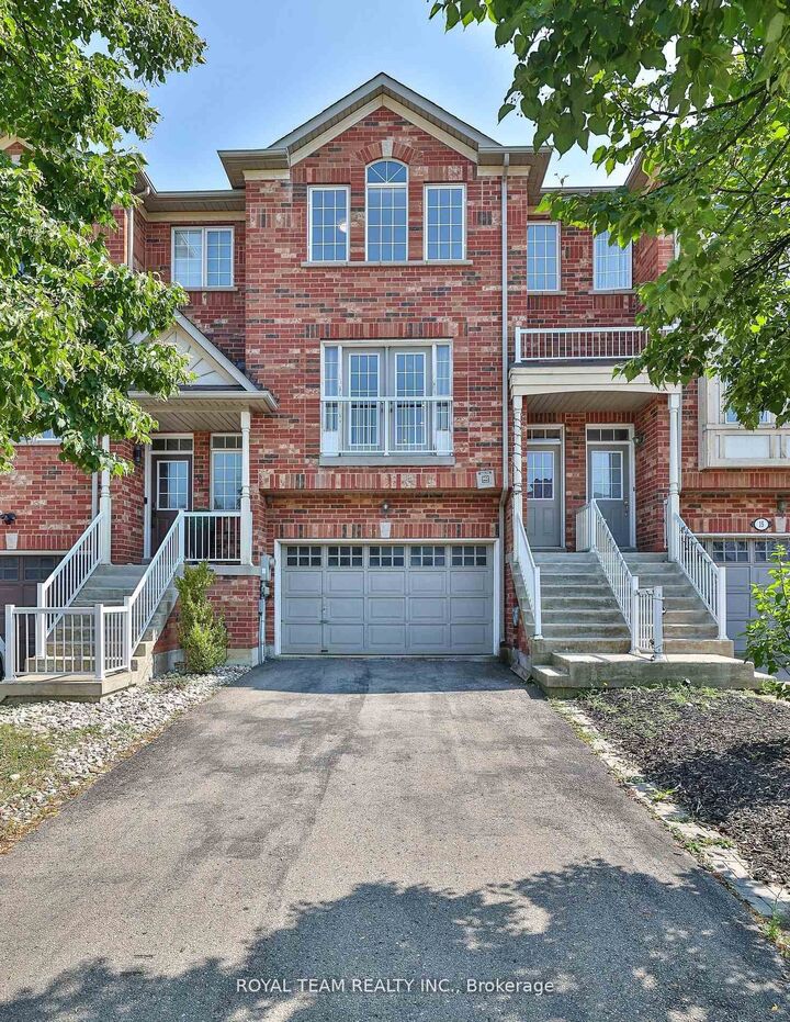 Property Photo:  11 Jarrett Court  ON L6A 3W4 