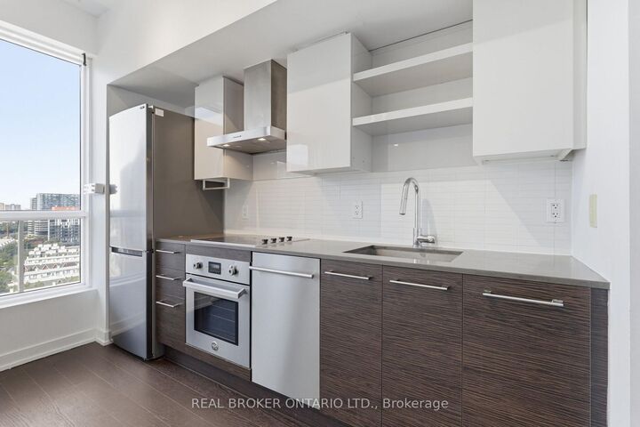 Property Photo:  1030 King Street W Ph25  ON M6K 0B4 