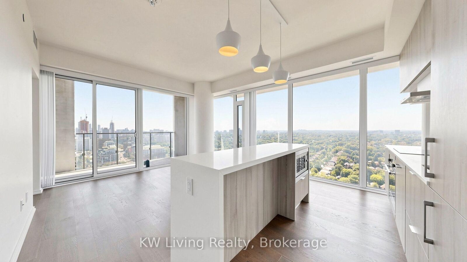 Property Photo:  5 Soudan Avenue 3014  ON M4S 0B1 