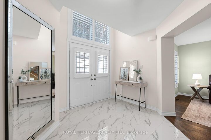 Property Photo: 1856 Rosebank Road ON L1V 6Y1