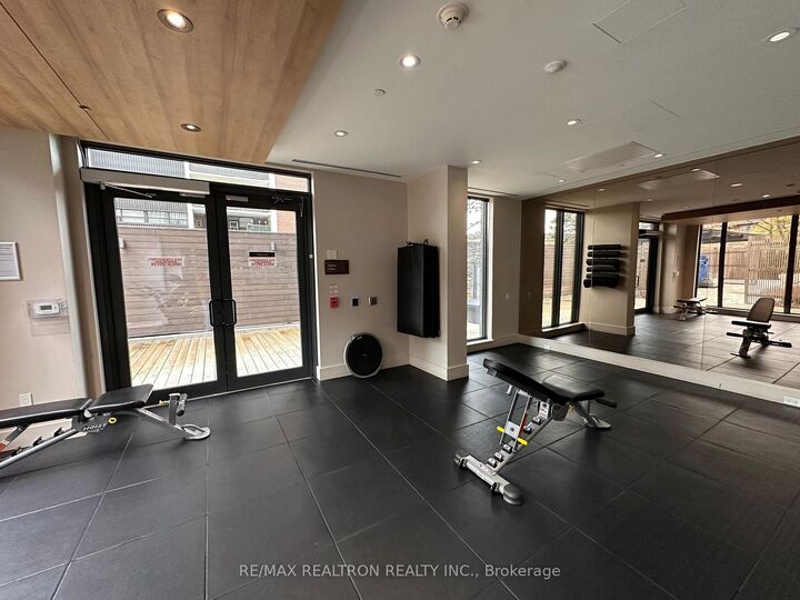 Property Photo:  21 Park Street E 612  ON L5G 1L7 