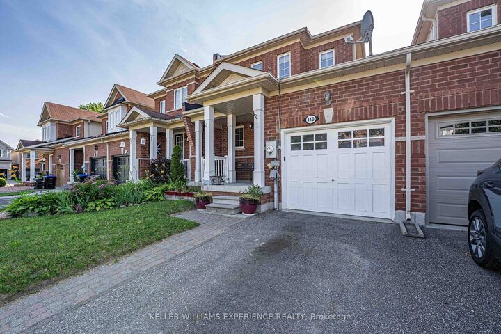 110 Collier Crescent — photo 1