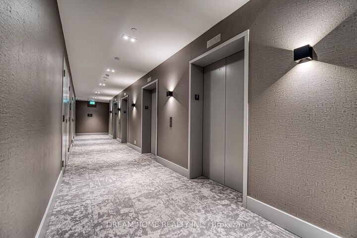 Property Photo:  285 Dufferin Street 705  ON M6K 0J2 