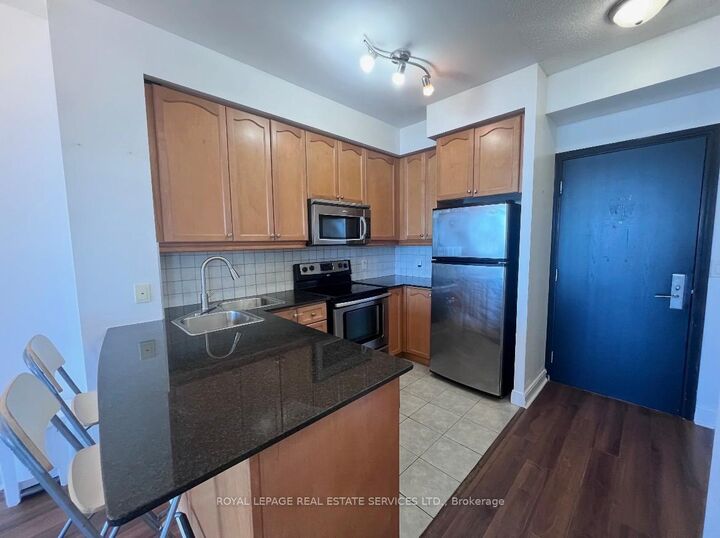 Property Photo:  80 Absolute Avenue 1110  ON L4Z 0A4 