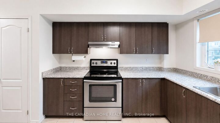 Property Photo:  46 Filly Path  ON L1L 0K9 