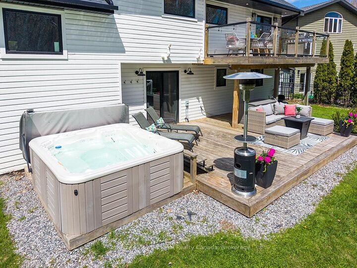 Property Photo:  31 Slalom Gate Road  ON L9Y 5A9 