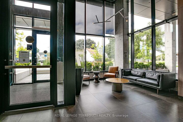 Property Photo:  7 Smith Crescent 526  ON M8Z 0G3 