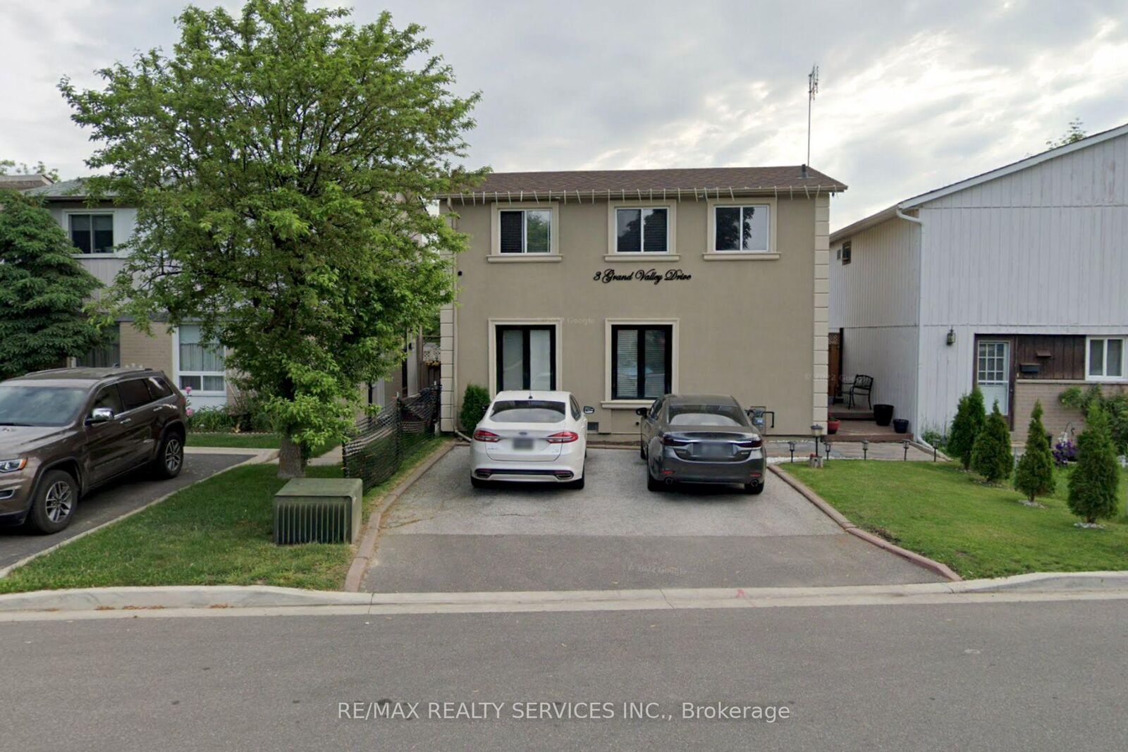 Photo de la propriété:  3 Grand Valley Drive  ON L6S 2L1 