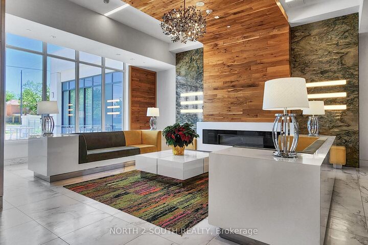 Property Photo:  7900 Bathurst Street 1217  ON L4J 0J9 