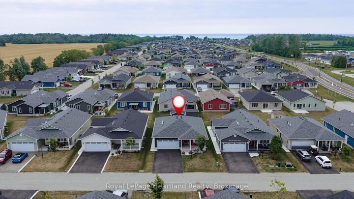 Property Photo: 251 Lake Breeze Drive ON N7A 0B9