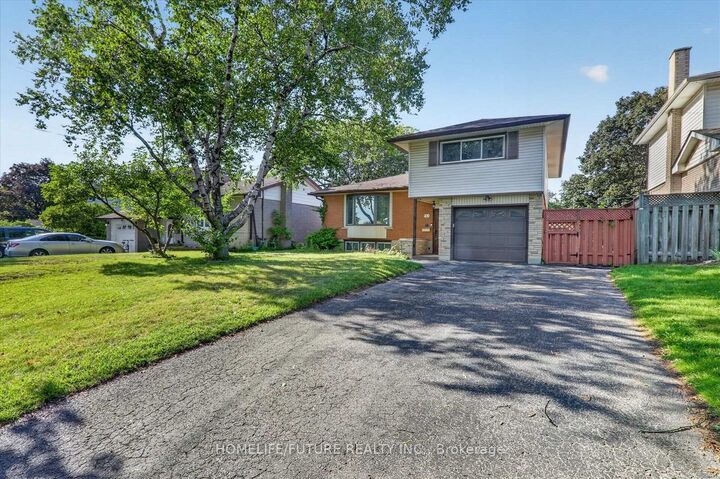 Property Photo: 163 Labrador Drive ON L1H 7E4