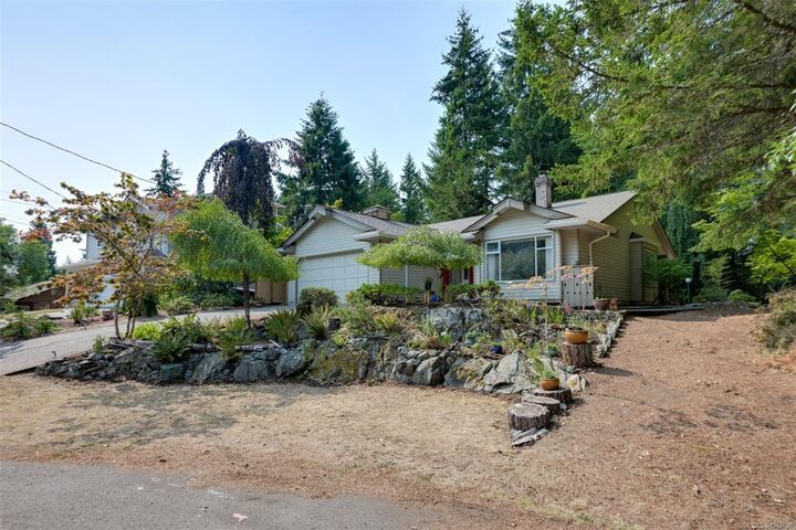 2370 Larsen Rd — photo 1