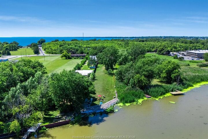 Property Photo:  574 Bevel Line  ON N8H 3V4 