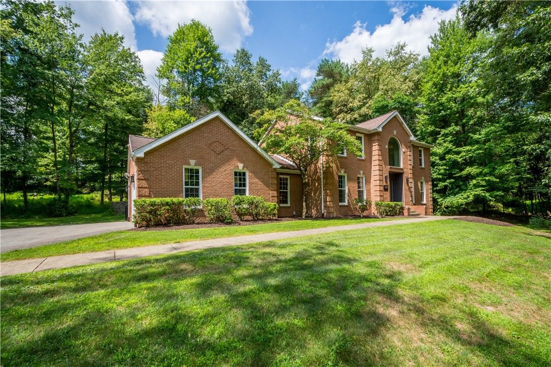 Property Photo:  150 Wildflower Ln  PA 16046 