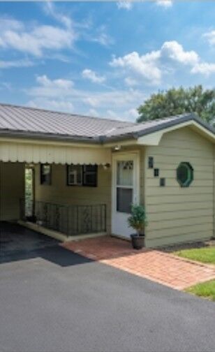 Property Photo: 901 Skyline Dr PA 16117