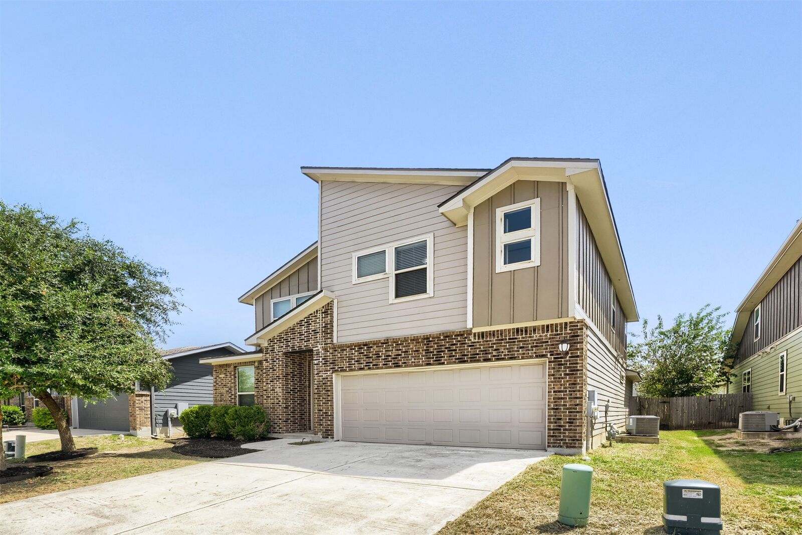 Property Photo: 3809 Talladega Trace TX 78728