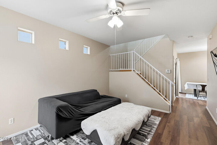 Property Photo: 1018 W Janice Drive AZ 85283