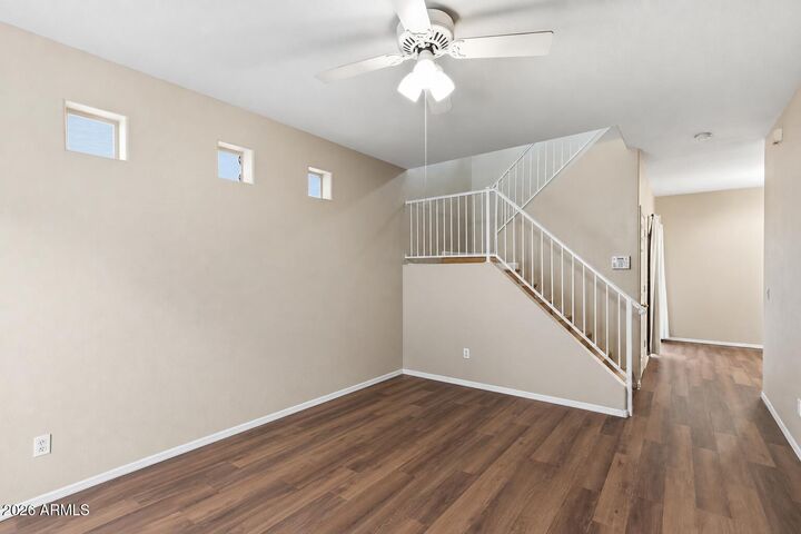 Property Photo: 1018 W Janice Drive AZ 85283