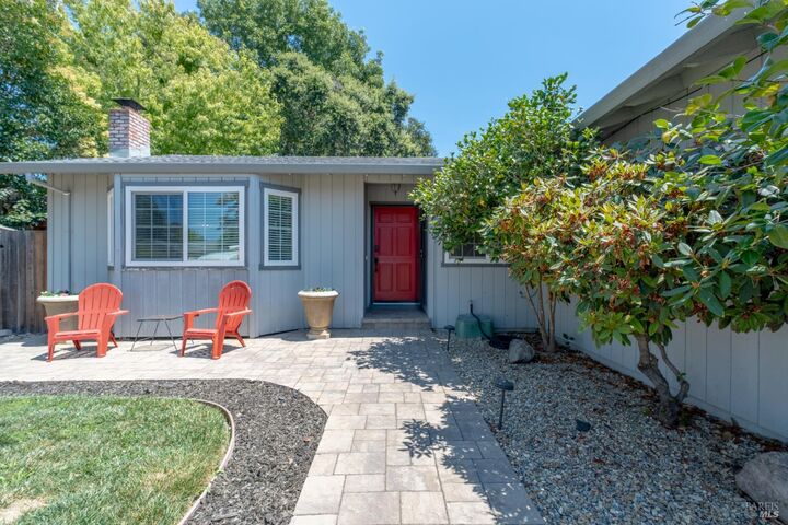 Property Photo:  2342 Baggett Court  CA 95401 
