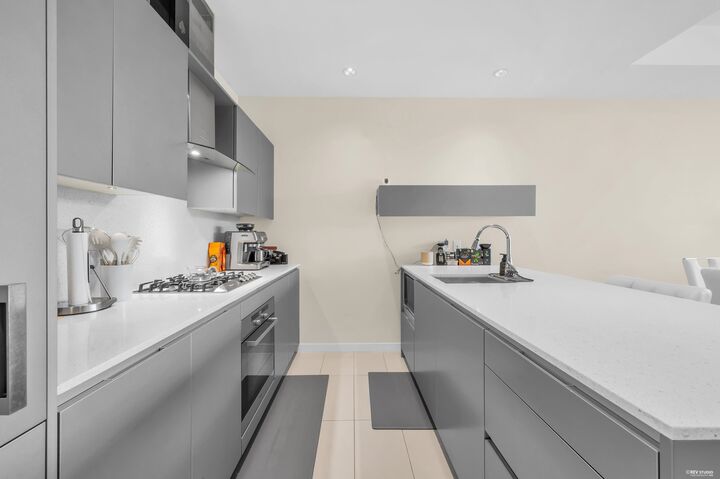 Property Photo: 5151 Brighouse Way 306 BC V7C 0A6