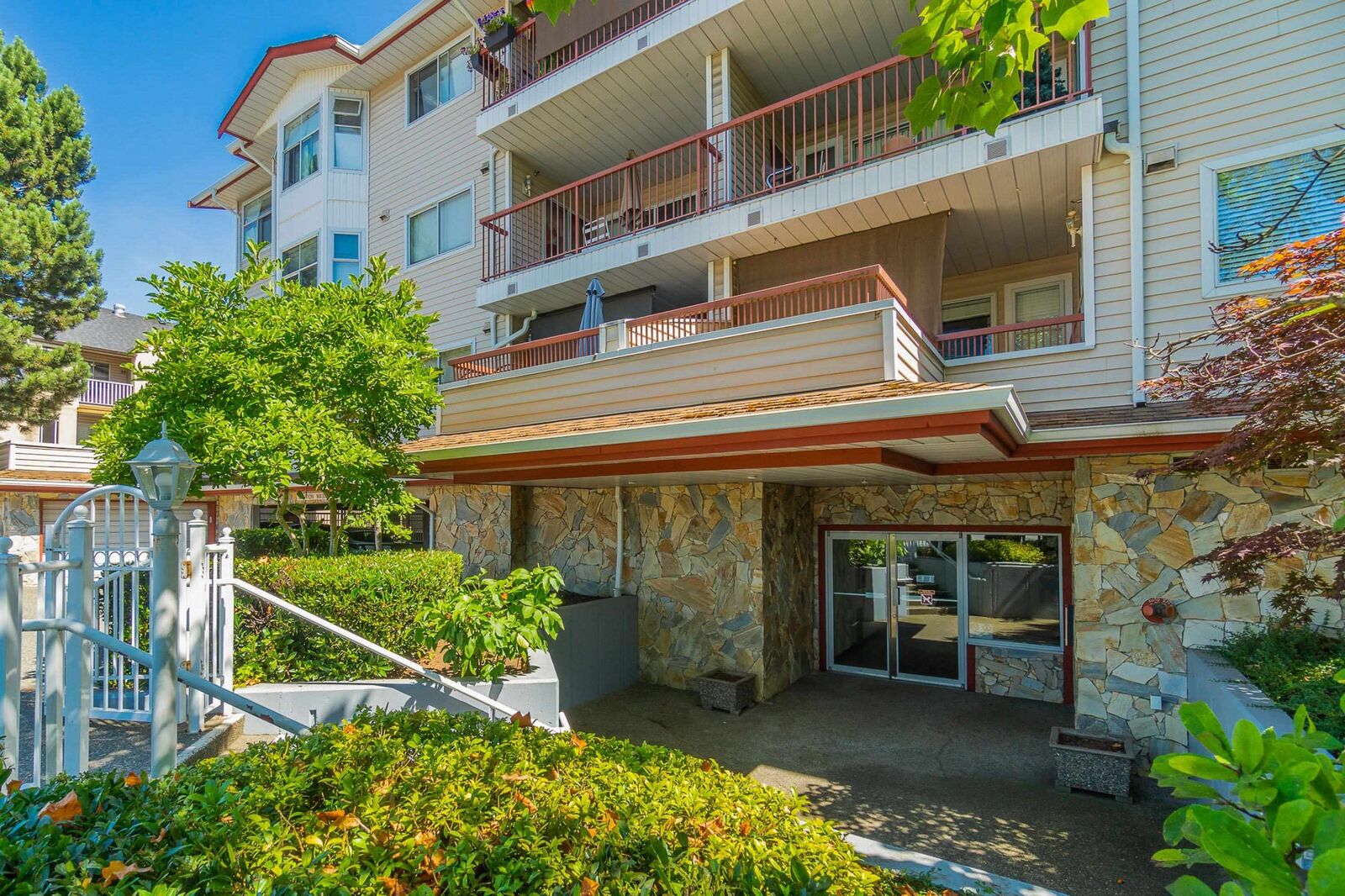 Property Photo: 5776 200 Street 103 BC V3A 1M8
